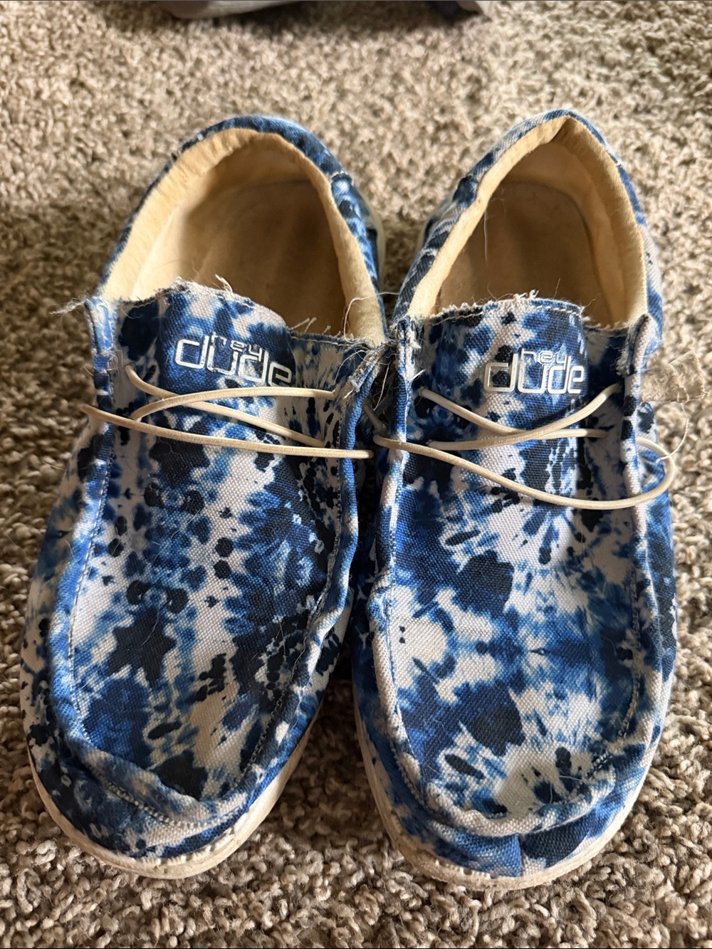Hey Dude men’s Blue Tie-Dye Canvas Slip-On Shoes